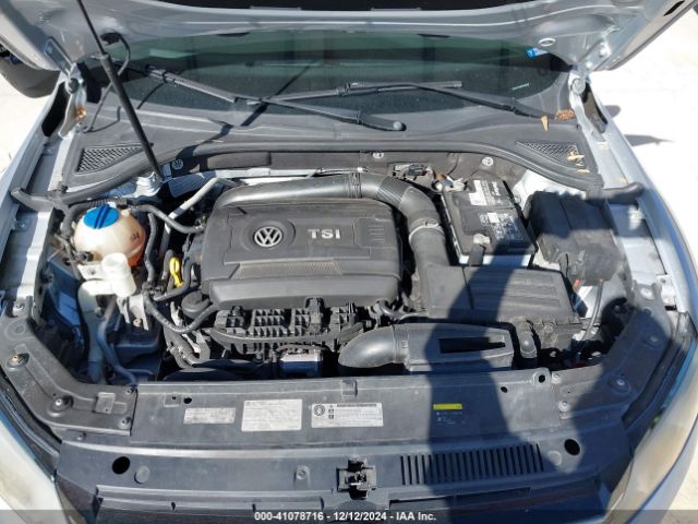 1VWAT7A38FC050422 Volkswagen Passat 1.8t Wolfsburg Edition