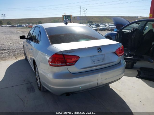 1VWAT7A38FC050422 Volkswagen Passat 1.8t Wolfsburg Edition