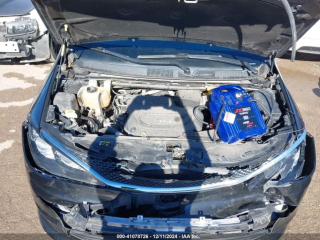 2C4RC1DG3HR502417 Chrysler Pacifica Touring