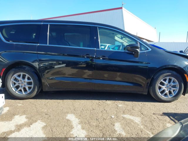 2C4RC1DG3HR502417 Chrysler Pacifica Touring