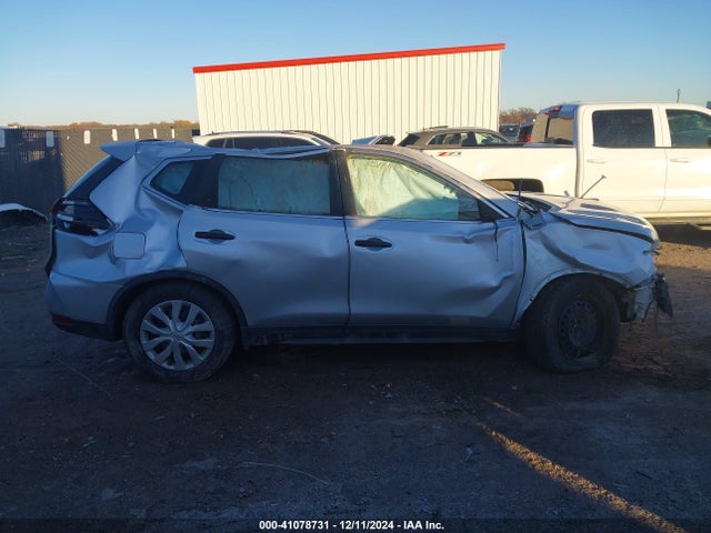 Nissan ROGUE S 2018 KNMAT2MT2JP519927 Image 13