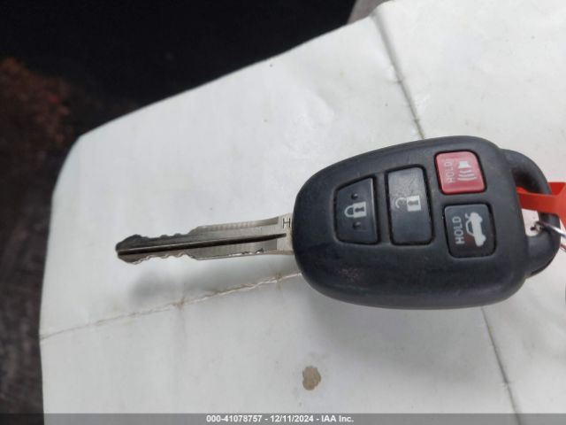 5YFBURHE2FP270590 Toyota COROLLA LE