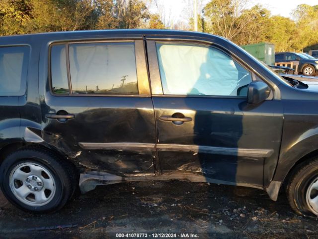5FNYF3H2XEB013288 Honda PILOT LX