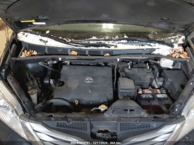 5TDDK3DC4ES089884 Toyota Sienna Xle 7 Passenger