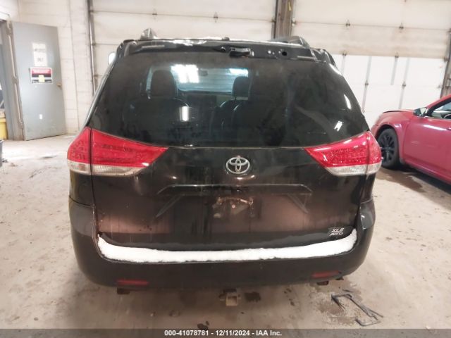 5TDDK3DC4ES089884 Toyota Sienna Xle 7 Passenger