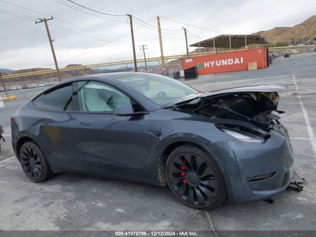 7SAYGDEF4NF406586 Tesla Model Y Performance Dual Motor All-wheel Drive