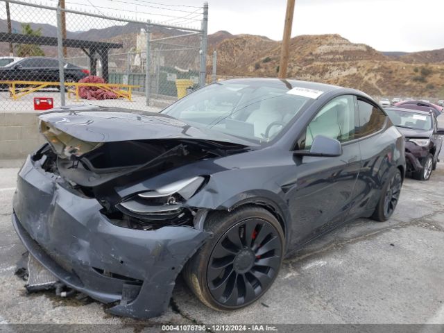 7SAYGDEF4NF406586 Tesla Model Y Performance Dual Motor All-wheel Drive