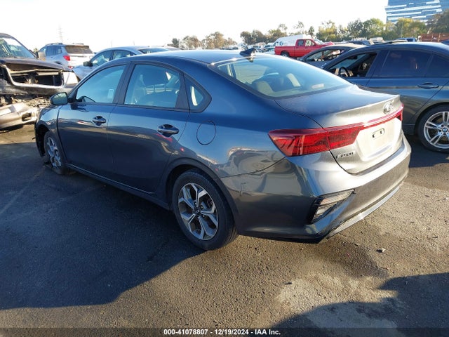 3KPF24AD2LE217073 KIA Forte Lxs