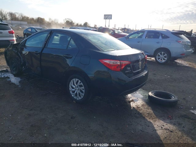 Toyota COROLLA LE 2019 5YFBURHE6KP868174 Image 3