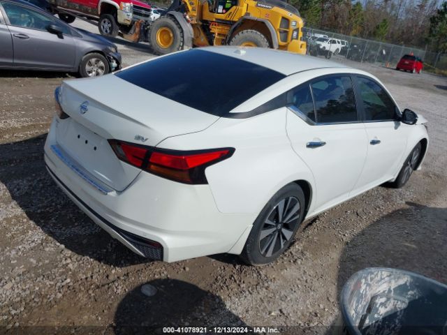 1N4BL4DV9MN415636 Nissan Altima Sv Fwd