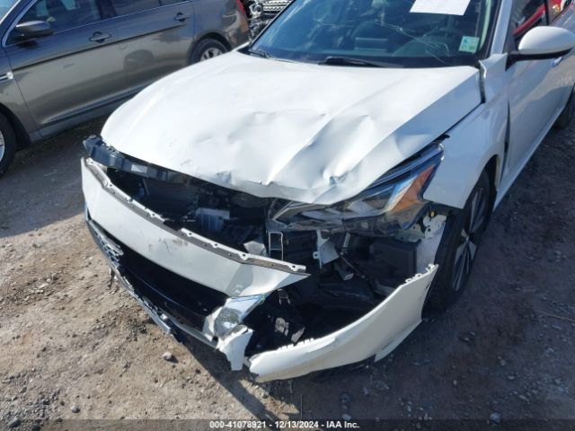 1N4BL4DV9MN415636 Nissan Altima Sv Fwd