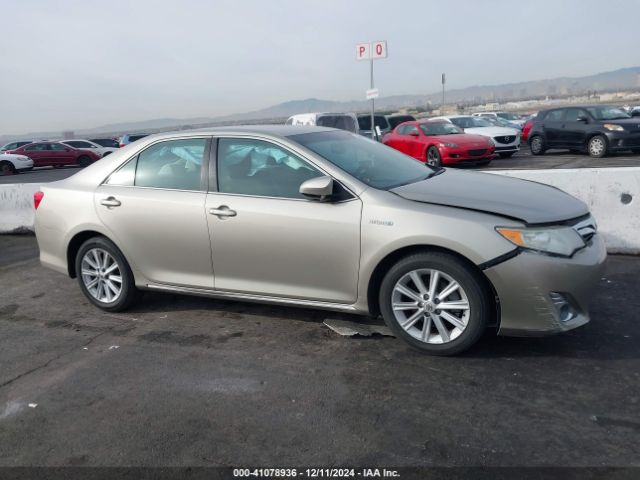4T1BD1FK8EU104873 Toyota Camry Hybrid Xle