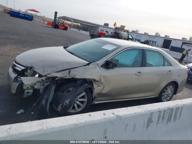 4T1BD1FK8EU104873 Toyota Camry Hybrid Xle