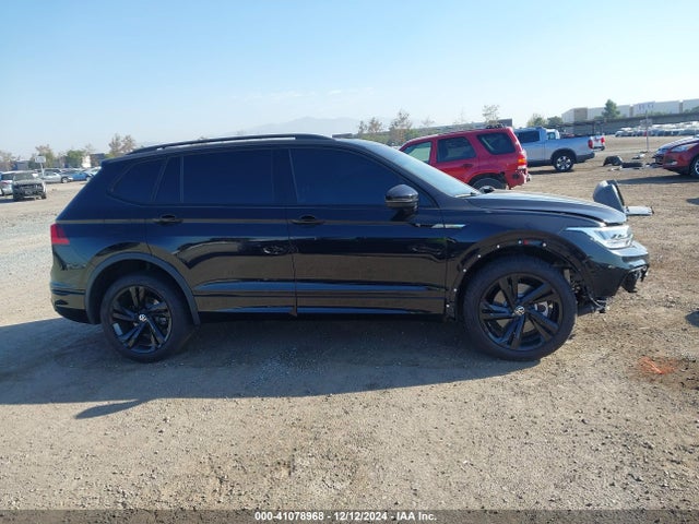 3VVCB7AX6RM129075 Volkswagen Tiguan 2.0t Se R-line Black