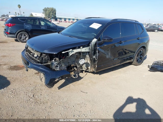 3VVCB7AX6RM129075 Volkswagen Tiguan 2.0t Se R-line Black