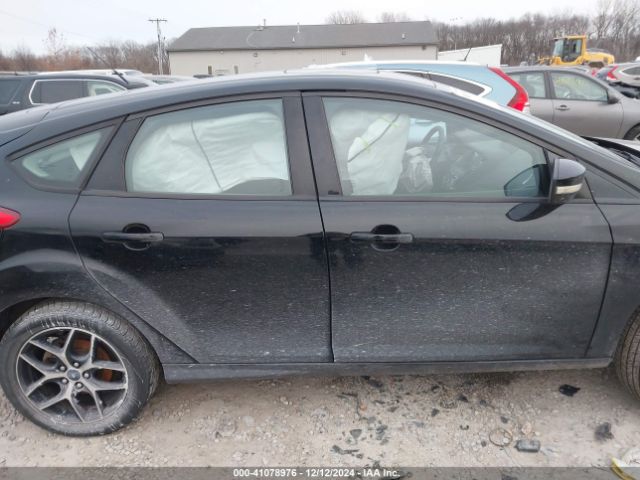 1FADP3M24HL209641 Ford FOCUS SEL