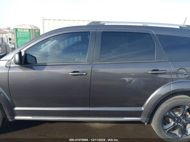 3C4PDDGGXKT708274 Dodge Journey Crossroad Awd