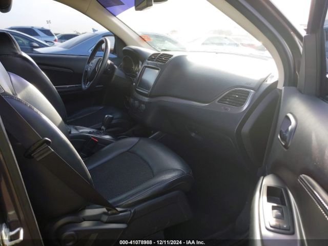 3C4PDDGGXKT708274 Dodge Journey Crossroad Awd