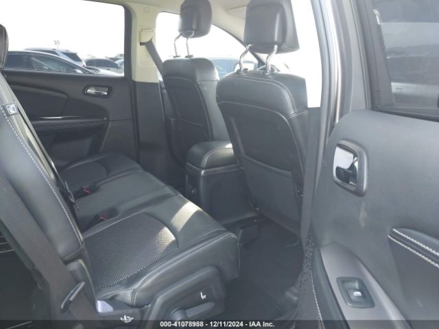 3C4PDDGGXKT708274 Dodge Journey Crossroad Awd