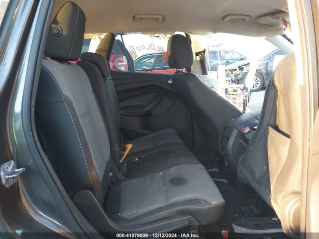 1FMCU9GX5GUB76100 Ford ESCAPE SE