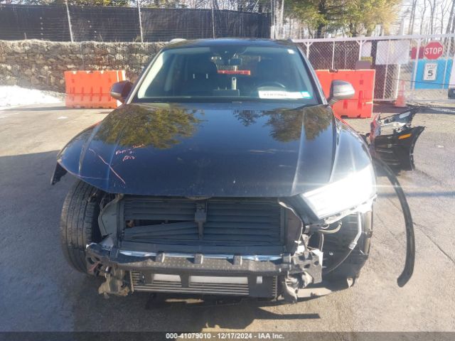 WA1ANAFY0J2003084 Audi Q5 2.0t Premium/2.0t Tech Premium