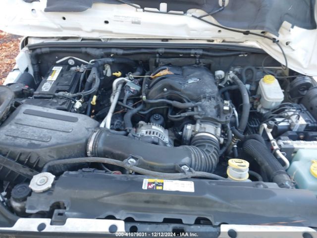 1C4BJWEG4FL568113 Jeep Wrangler Unlimited Sahara
