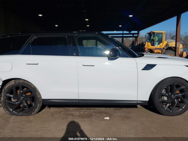 SAL1P9EU6PA111780 Land Rover Range Rover Sport Se