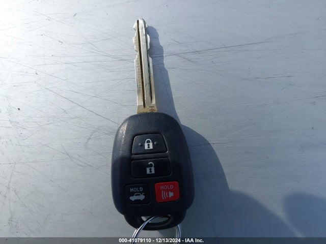 Toyota COROLLA LE 2018 2T1BURHE0JC104691 Image 11