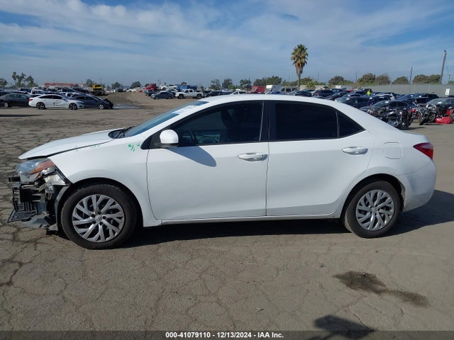 Toyota COROLLA LE 2018 2T1BURHE0JC104691 Image 15