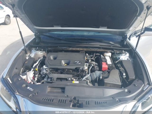 58AD11D10PU011224 Lexus ES 250