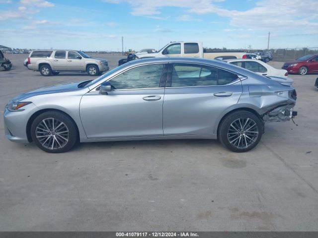 58AD11D10PU011224 Lexus ES 250