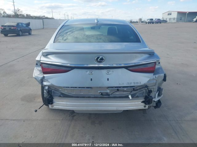 58AD11D10PU011224 Lexus ES 250