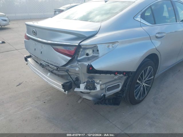 58AD11D10PU011224 Lexus ES 250
