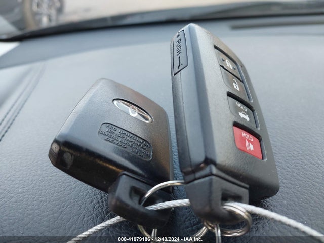 4T1BK1EB9FU164489 Toyota AVALON XLE
