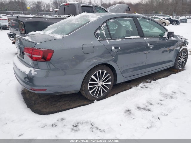 3VWB17AJ5GM390023 Volkswagen Jetta 1.8t Sport