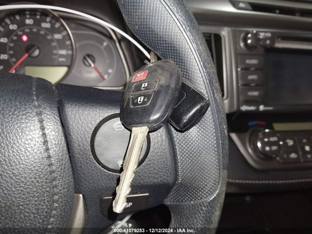 Toyota Rav4 Xle 2015 JTMRFREV6FD153661 Image 11