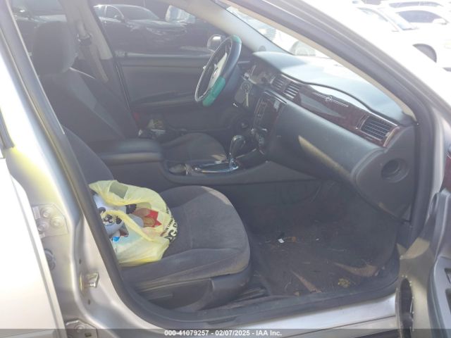 2G1WB5E38E1105300 Chevrolet Impala Limited Lt