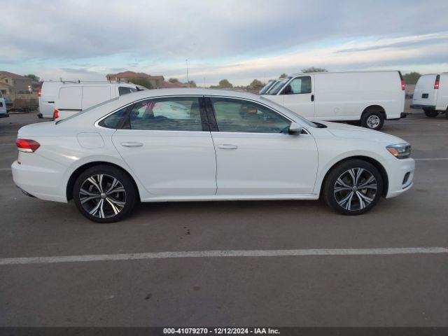 1VWSA7A31NC008618 Volkswagen Passat 2.0t Se