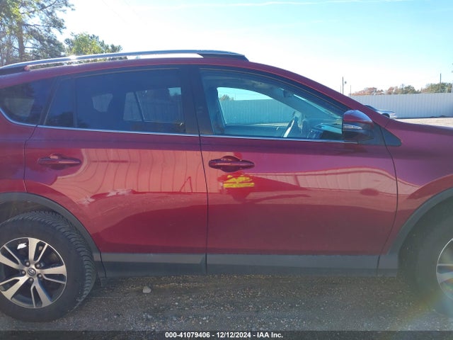2T3WFREV5JW417631 Toyota Rav4 Adventure/xle