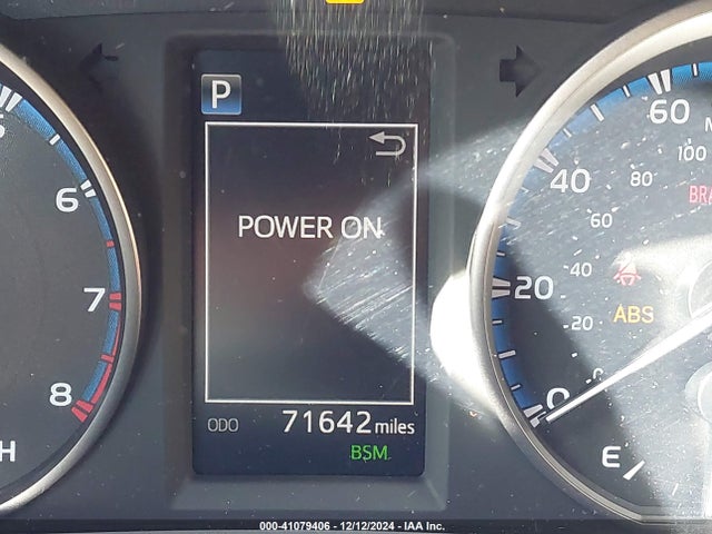 2T3WFREV5JW417631 Toyota Rav4 Adventure/xle