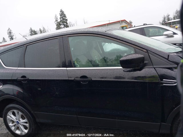 Ford ESCAPE SE 2017 1FMCU9GD3HUC55109 Image 13
