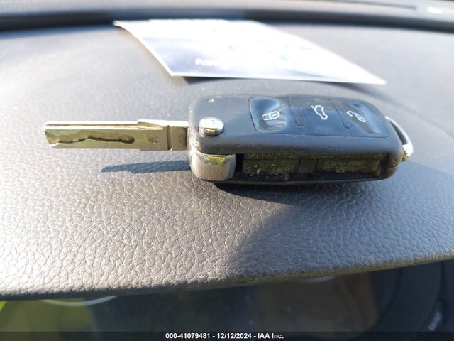 1VWBS7A31EC081162 Volkswagen Passat 1.8t Se