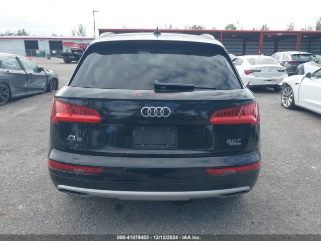 WA1ANAFY6J2111628 Audi Q5 2.0t Premium/2.0t Tech Premium