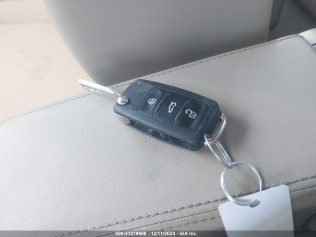 3VW5P7AT8EM806513 Volkswagen Beetle 2.5l