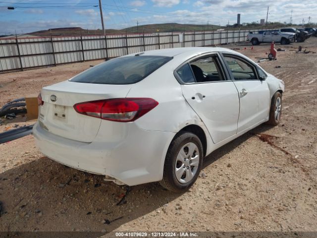 3KPFK4A78HE077922 KIA FORTE LX