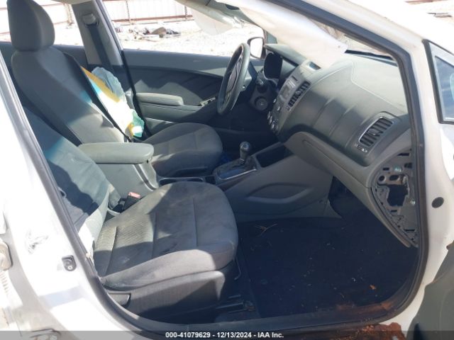 3KPFK4A78HE077922 KIA FORTE LX