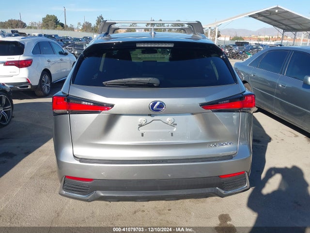 JTJAJRDZ5L2129081 Lexus NX 300H