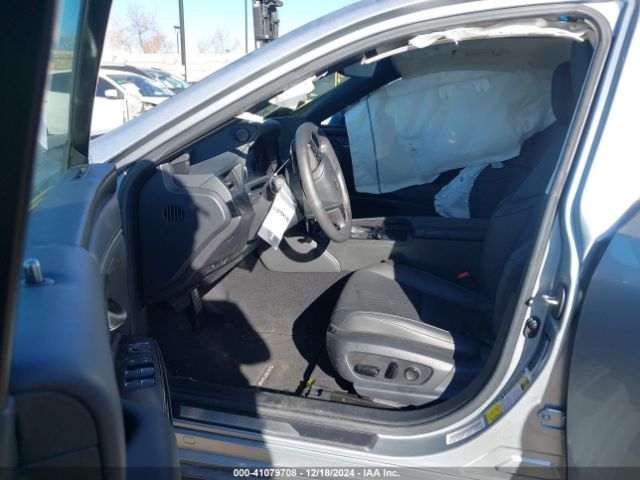 58ADA1C10PU033581 Lexus ES 300H