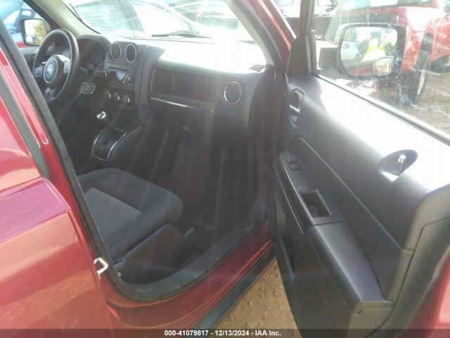 1C4NJPBA3ED818758 Jeep Patriot Altitude