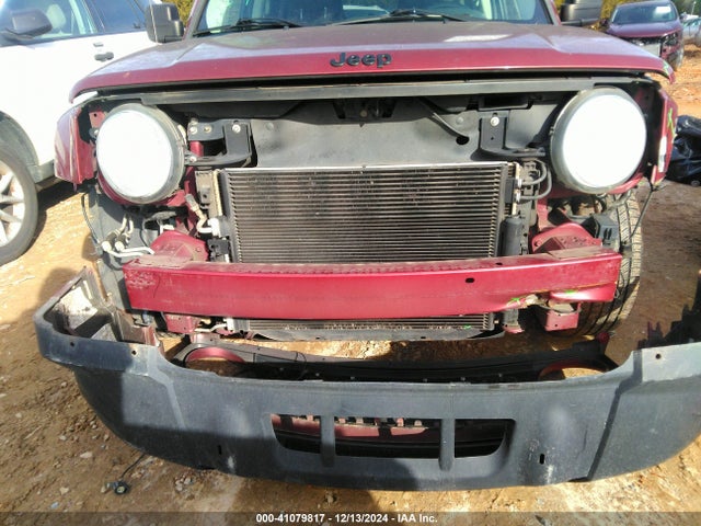1C4NJPBA3ED818758 Jeep Patriot Altitude